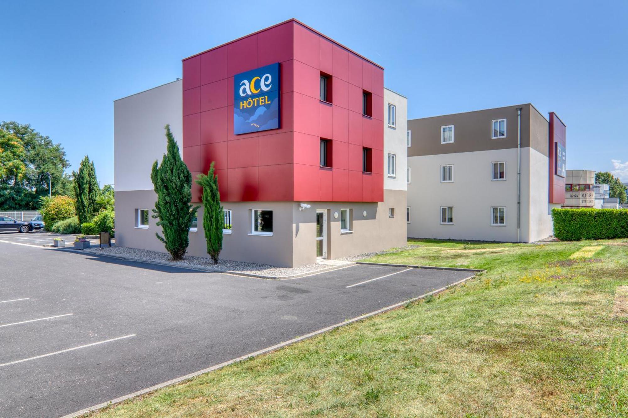 Ace Hotel Clermont Ferrand La Pardieu ภายนอก รูปภาพ