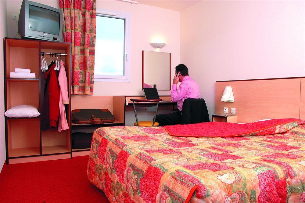 Ace Hotel Clermont Ferrand La Pardieu ภายนอก รูปภาพ