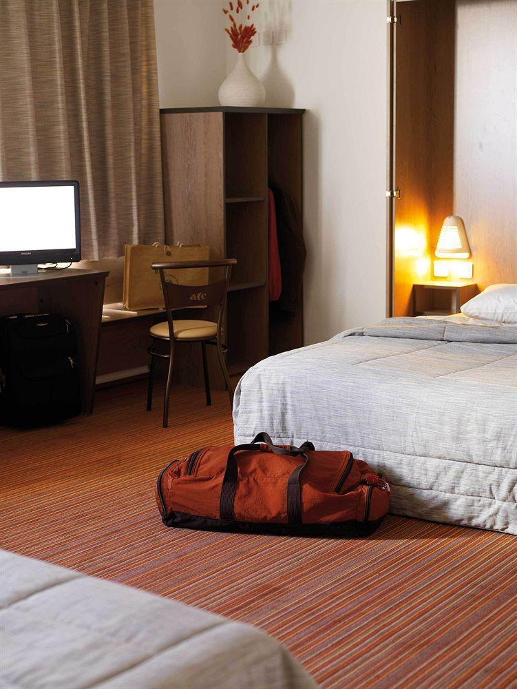 Ace Hotel Clermont Ferrand La Pardieu ภายนอก รูปภาพ